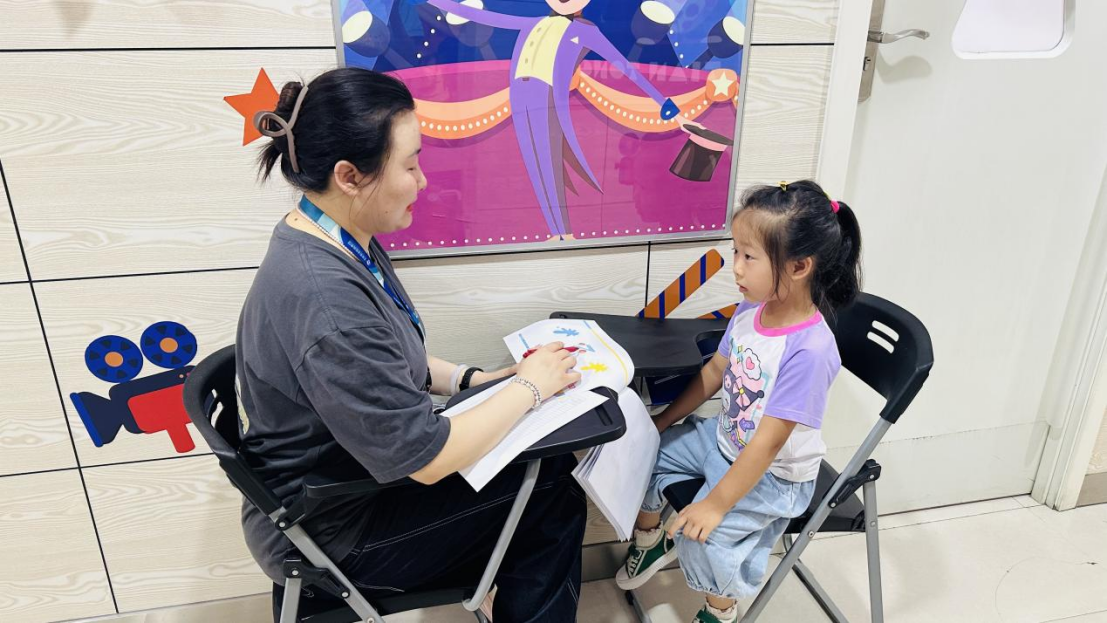 天童美语:抓住孩子成长的四个黄金台阶(图1) 天童美语:抓住孩子成长的四个黄金台阶(图1)