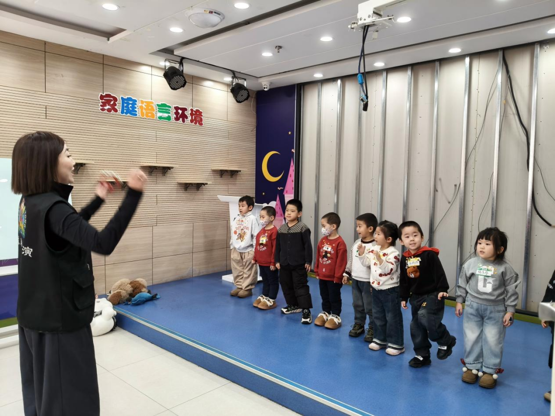 天童美语:睡前半小时这样做,孩子受益更多(图1) 天童美语:睡前半小时这样做,孩子受益更多(图1)