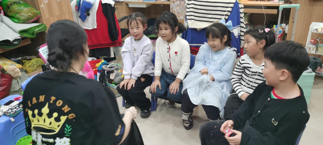 天童美语:停止无效表扬,学会真正鼓励 (图2) 天童美语:停止无效表扬,学会真正鼓励 (图2)